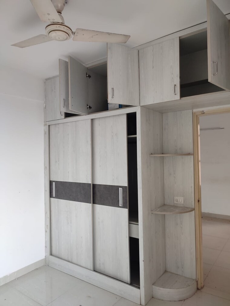 Kitchen, rof-aalayas 3 Bedroom 960 Sq.Ft. Apartment In Sector 102 Gurgaon 9346761