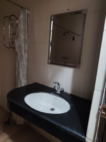 Bathroom in 2 BHK Apartment at Hong Kong Bazaar, Sector 57 – for Rent