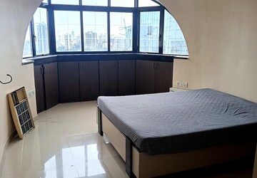 Bedroom in 3.5 BHK Apartment at Goregaon East – for Sale