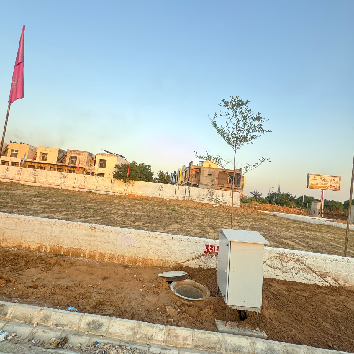 Plot For Sale in Bank Officers Colony
