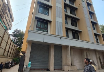Shop For Rent in Mahim
