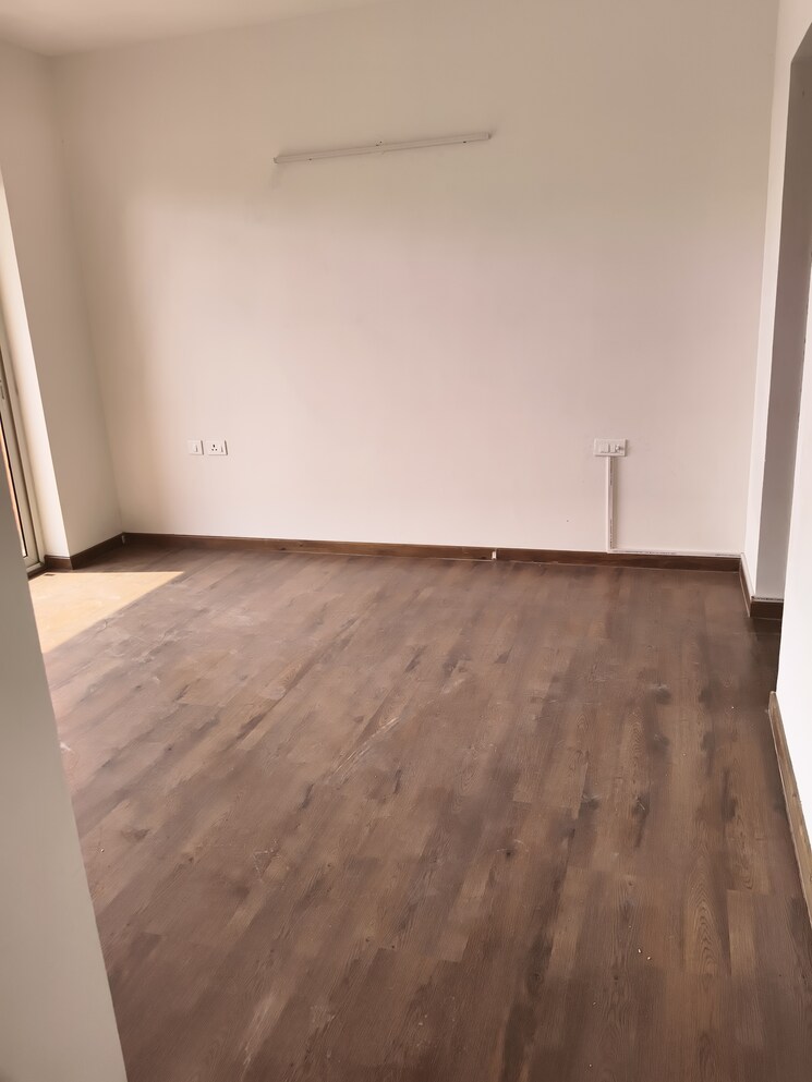 Room, shapoorji-pallonji-joyville-phase-2 2 Bedroom 915 Sq.Ft. Apartment In Sector 102 Gurgaon 9346774