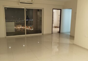 Room in 2 BHK Apartment at Shapoorji Pallonji Joyville Gurgaon, Sector 102 – for Rent