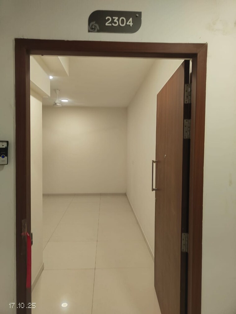 Room, shapoorji-pallonji-joyville-gurgaon 2 Bedroom 915 Sq.Ft. Apartment In Sector 102 Gurgaon 9346804