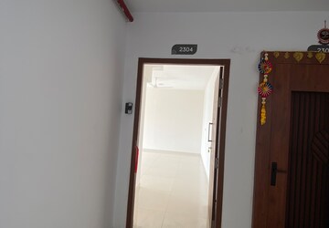 Furnished Amenities in 3 BHK Apartment at M3M Marina, Sector 68 – for Rent