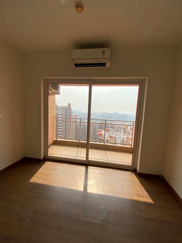 Room, m3m-marina 3 Bedroom 1900 Sq.Ft. Apartment In Sector 68 Gurgaon 9346840