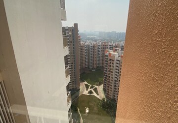 Kitchen in 3 BHK Apartment at M3M Marina, Sector 68 – for Rent