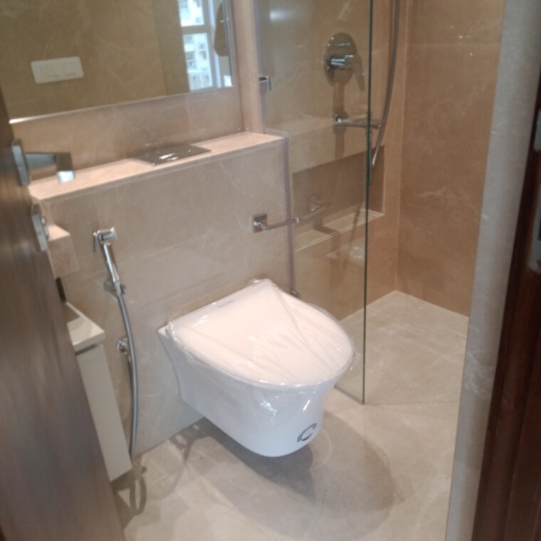 Bathroom, hiranandani-highland 2 Bedroom 615 Sq.Ft. Apartment In Powai Mumbai 9346869