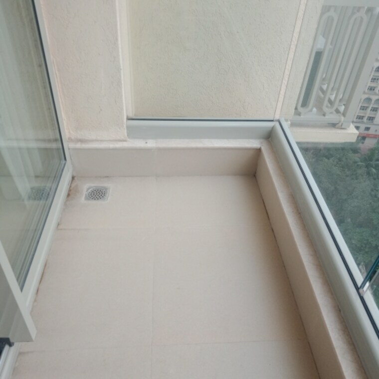 Balcony, hiranandani-highland 2 Bedroom 615 Sq.Ft. Apartment In Powai Mumbai 9346869