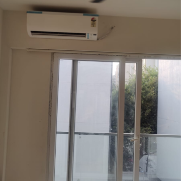 Building Lobby in 2.5 BHK Apartment at Smart World Gems, Sector 89 – for Rent