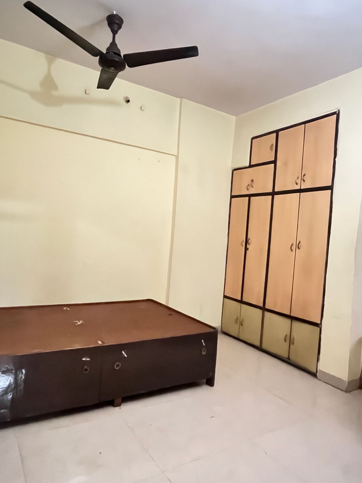 1 BHK + Extra Room 555 Sq.Ft. Apartment in New Brahmand Phase 7 CHS
