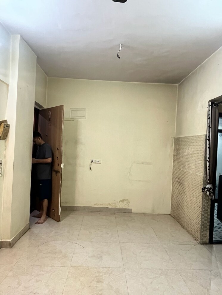 undefined, new-brahmand-phase-7-chs 1 Bedroom 555 Sq.Ft. Apartment In Brahmand Thane 9346868