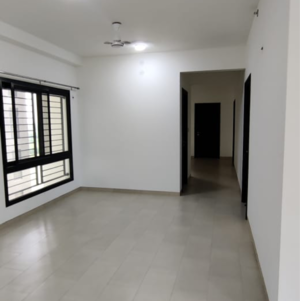 Room in 3.5 BHK Apartment at Sobha International City Phase 2, Babupur Village – for Rent
