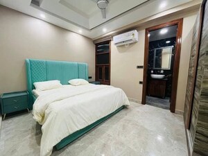 Master Bedroom in 3 BHK Builder Floor at Saket – for Rent
