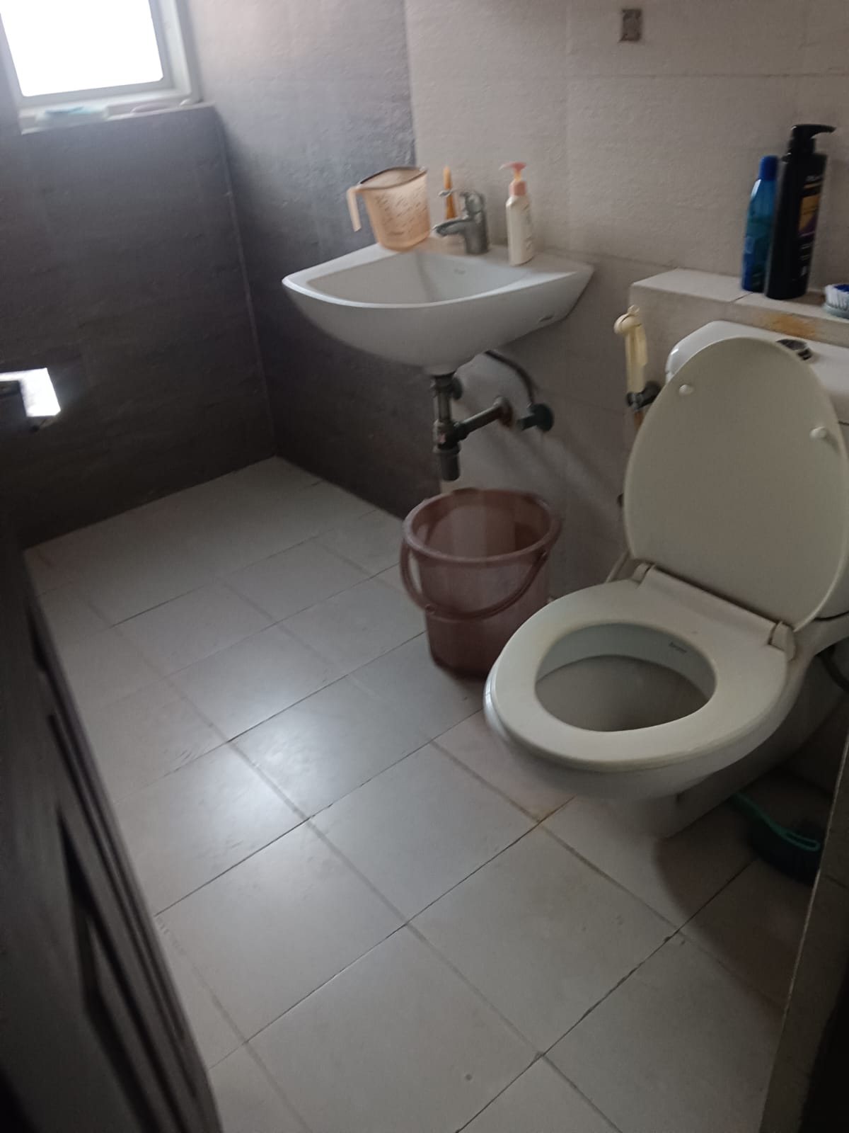 3 BHK 1550 Sq.Ft. Apartment in JM Aroma