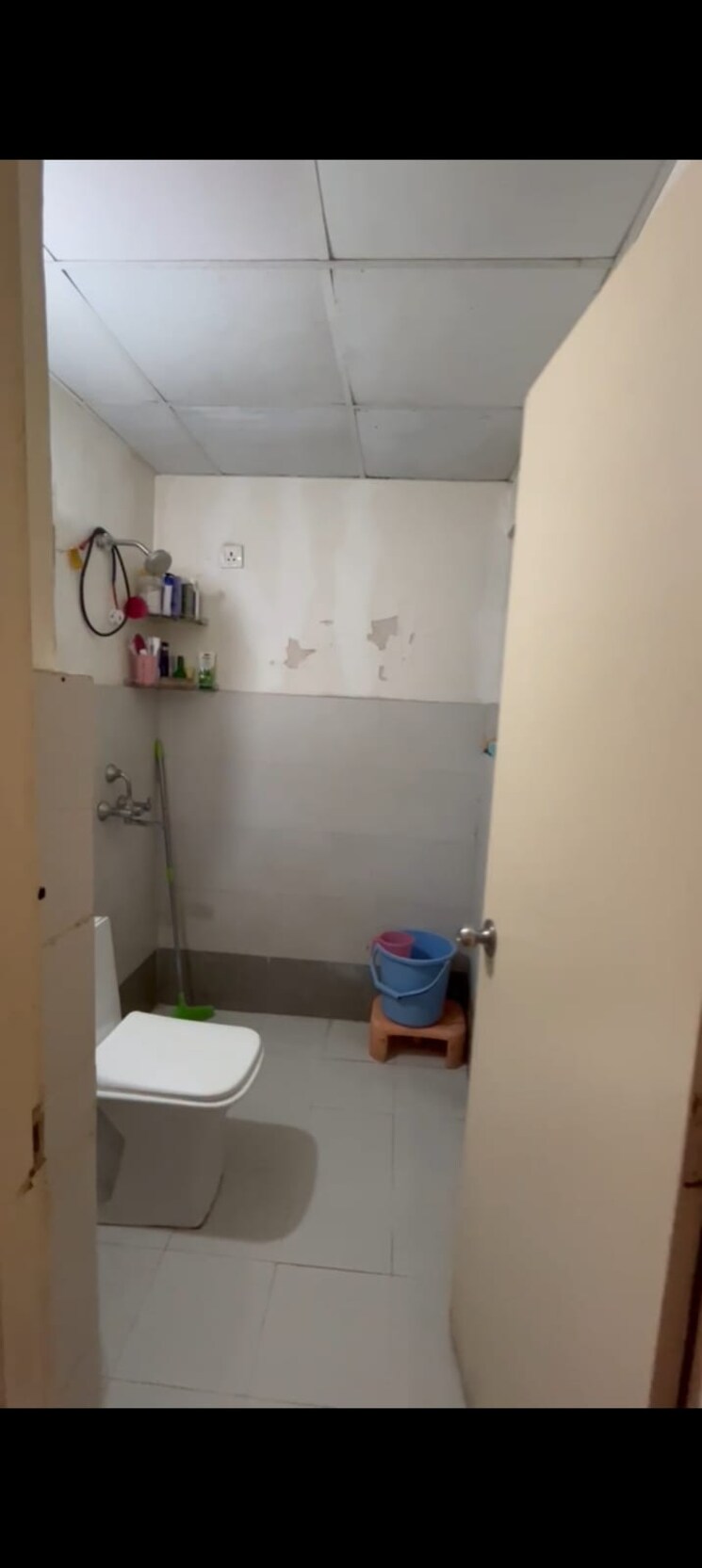 Bathroom, gls-arawali-homes 2 Bedroom 580 Sq.Ft. Apartment In Sohna Sector 4 Gurgaon 9346907