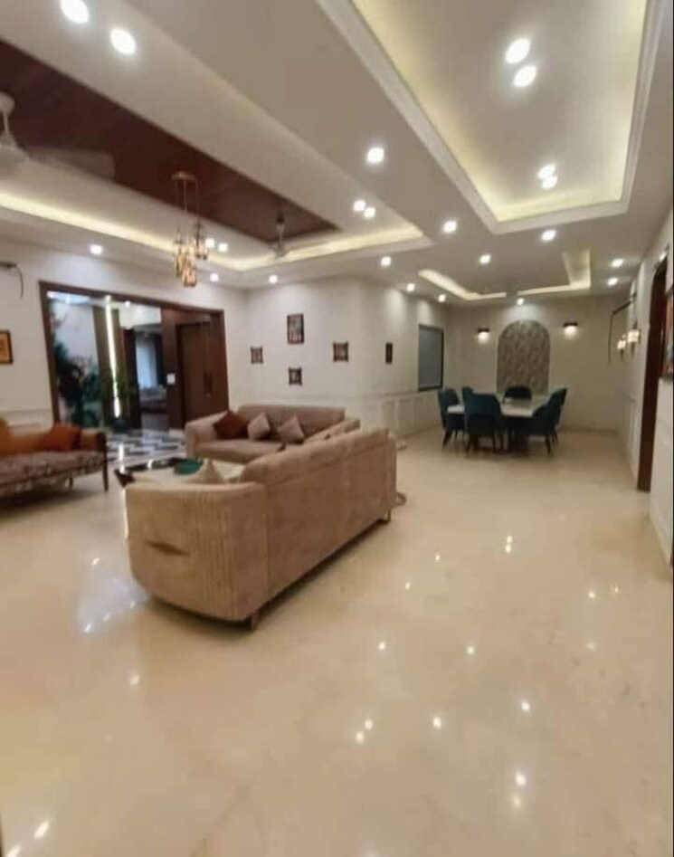 Living Room, saket 4 Bedroom 200 Sq.Ft. Builder Floor In Saket Delhi 9346911
