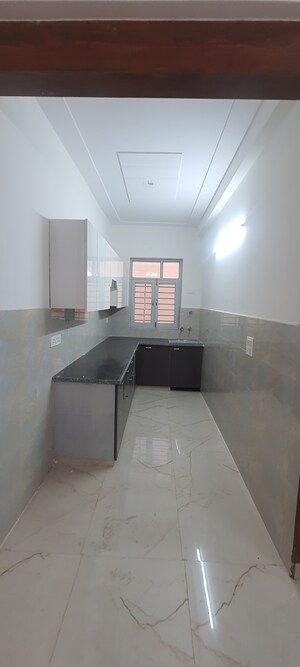 Kitchen in 2.5 BHK Independent House at Sector 7 – for Rent