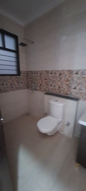 Bathroom in 2.5 BHK Independent House at Sector 7 – for Rent