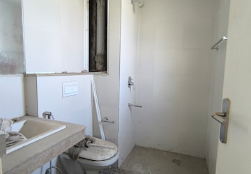 Bathroom in 4 BHK Apartment at Conscient Heritage Max, Sector 102 – for Rent