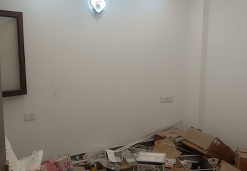 Team Area in 4 BHK Builder Floor at Malviya Nagar – for Sale