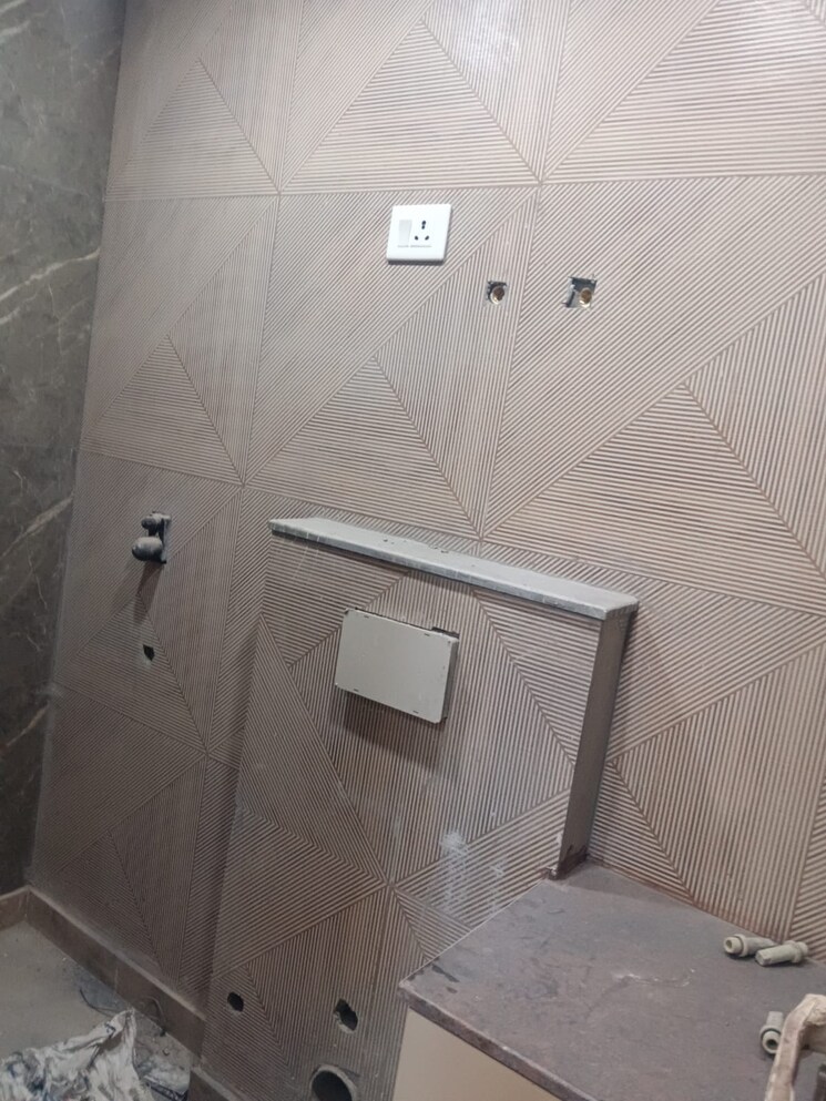 Bathroom, malviya nagar 4 Bedroom 1400 Sq.Yd. Builder Floor In Malviya Nagar Delhi 9346956