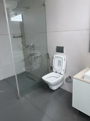 Bathroom in 4 BHK Apartment at Prestige Edwardian, Vasanth Nagar – for Rent