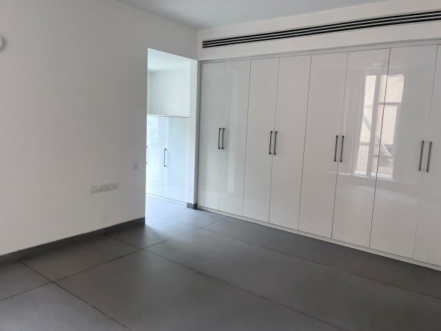 4 BHK + Servant Room Apartment For Rent in Prestige Edwardian