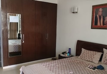 Bedroom in 3 BHK Apartment at Karanvir Towers, Sector 52 – for Sale