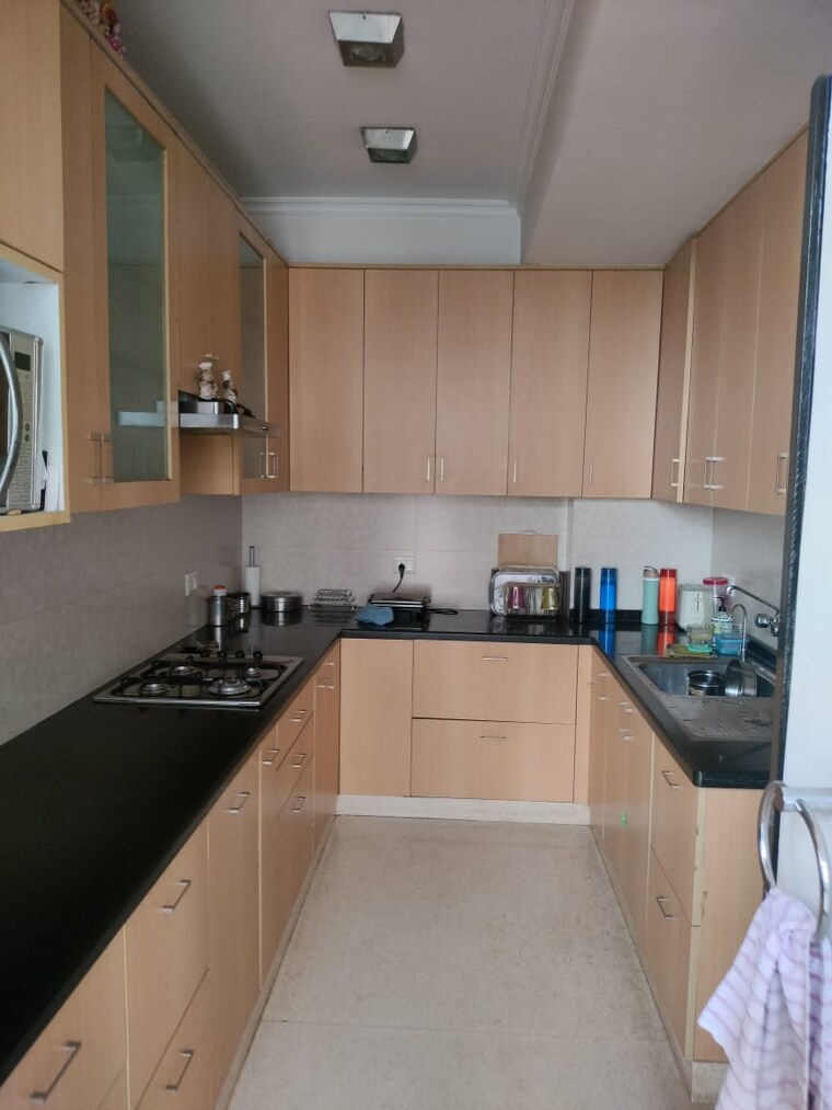 Kitchen, karanvir-towers 3 Bedroom 2150 Sq.Ft. Apartment In Sector 52 Gurgaon 9346989