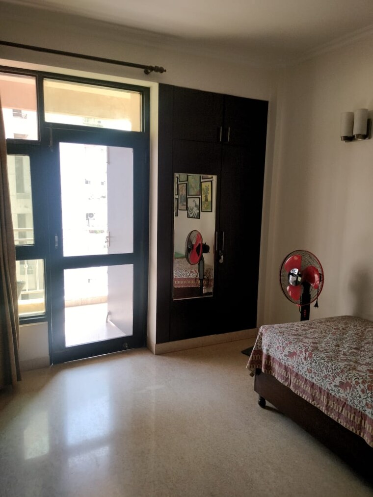 Room, karanvir-towers 3 Bedroom 2150 Sq.Ft. Apartment In Sector 52 Gurgaon 9346989