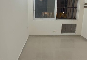 Room in 2 BHK Apartment at Aditya Urban Casa, Sector 78 – for Rent
