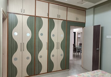 Furnished Amenities in 3 BHK Builder Floor at Nana Mava Road – for Sale