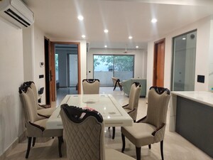 3 BHK Builder Floor For Rent in Sector 45