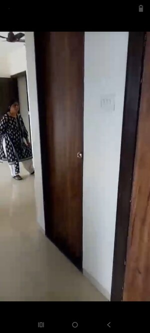 Furnished Amenities in 1 BHK Apartment at Kurla East – for Rent