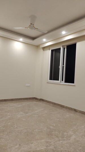 Room in 3 BHK Builder Floor at East Of Kailash – for Rent