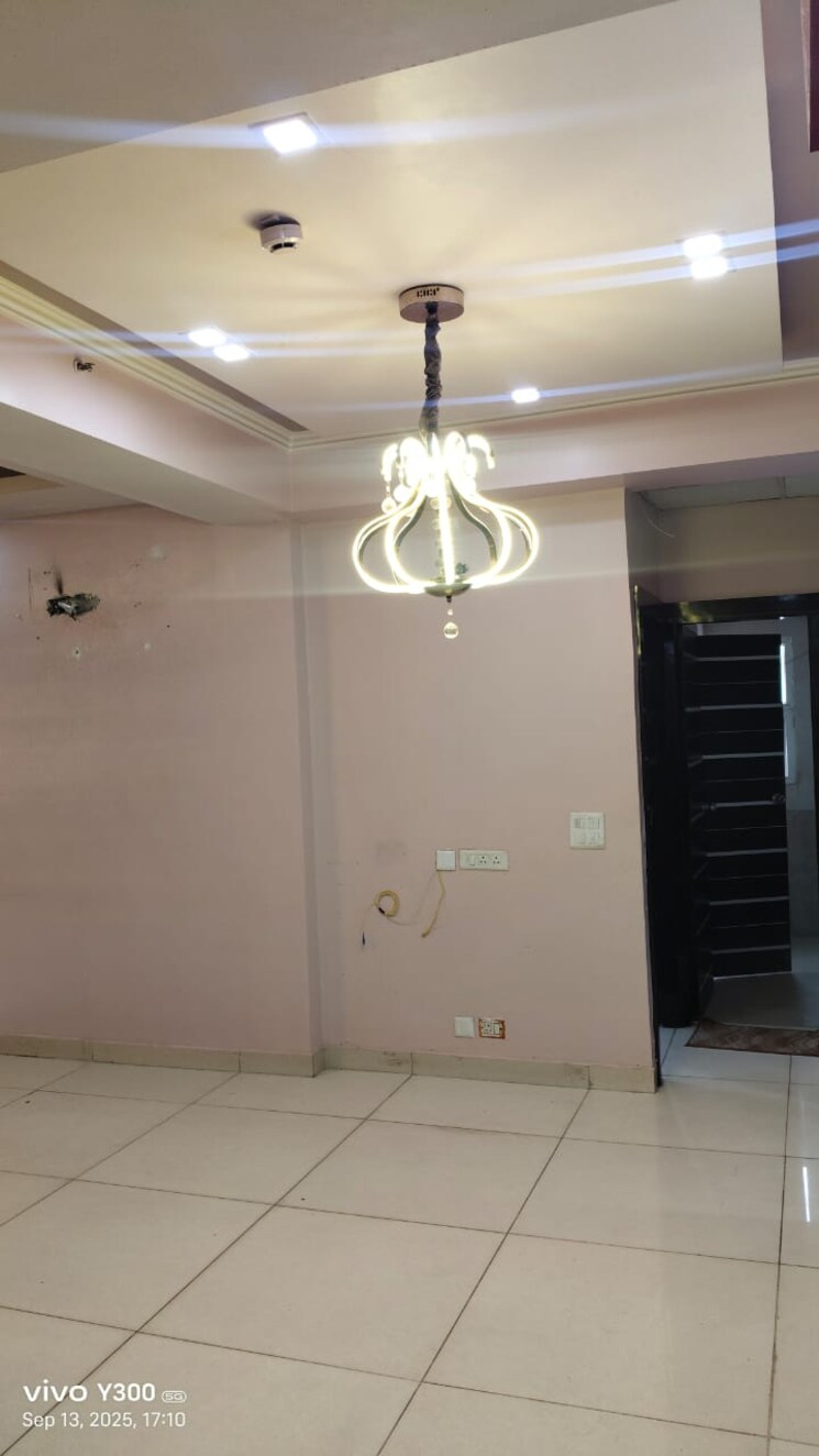 undefined, panchsheel-greens-ii 3 Bedroom 1350 Sq.Ft. Apartment In Sector 16 Greater Noida Greater Noida 9347032