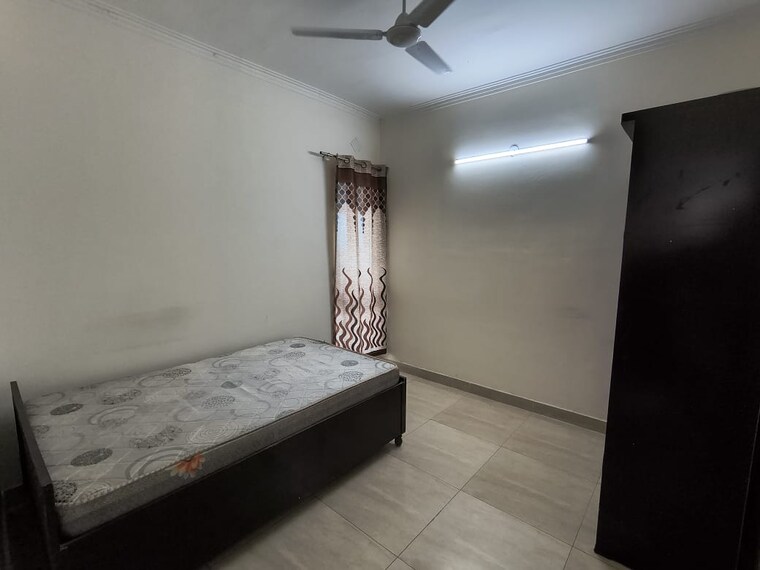 Room, panchsheel-greens-ii 3 Bedroom 1350 Sq.Ft. Apartment In Sector 16 Greater Noida Greater Noida 9347032