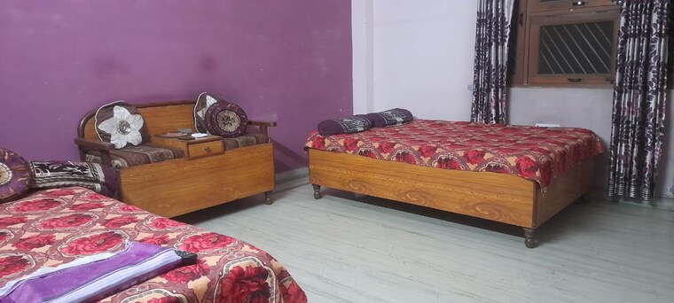 Bedroom, panchsheel-greens-ii 3 Bedroom 1350 Sq.Ft. Apartment In Sector 16 Greater Noida Greater Noida 9347032