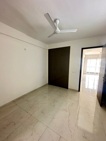 Room in 3.5 BHK Apartment at M3M Soulitude, Sector 89 – for Rent
