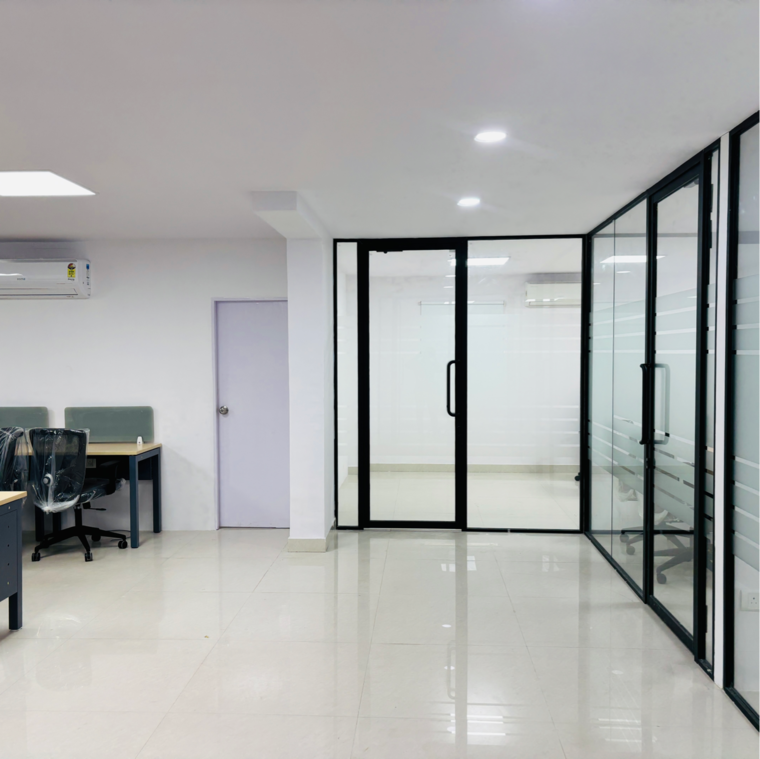 Room, madhapur Commercial Office Space 2300 Sq.Ft. In Madhapur Hyderabad 9347101