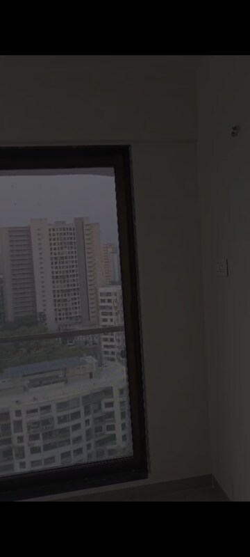 Furnished Amenities in 3 BHK Apartment at Je And Vee Om Trimurti, Malad East – for Rent