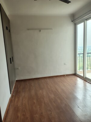 Furnished Amenities in 3 BHK Apartment at Amrapali Riverview, Amrapali Leisure Valley – for Rent