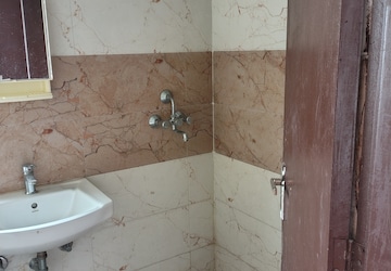 Bathroom in 3 BHK Apartment at Amrapali Riverview, Amrapali Leisure Valley – for Rent