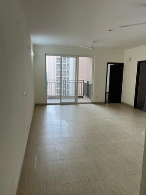 Room in 3.5 BHK Apartment at 3C Orris Greenopolis, Sector 89 – for Rent