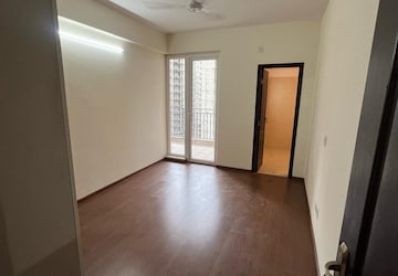 Room in 3.5 BHK Apartment at 3C Orris Greenopolis, Sector 89 – for Rent
