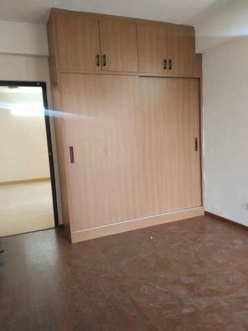 Room in 3.5 BHK Apartment at 3C Orris Greenopolis, Sector 89 – for Rent