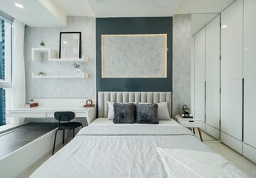 Team Area in 3 BHK Apartment at Oberoi Realty Exquisite, Goregaon East – for Rent