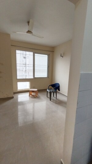 Room in 2 BHK Apartment at Aditya Urban Casa, Sector 78 – for Rent