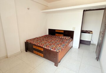 1 BHK Builder Floor For Rent in Saket